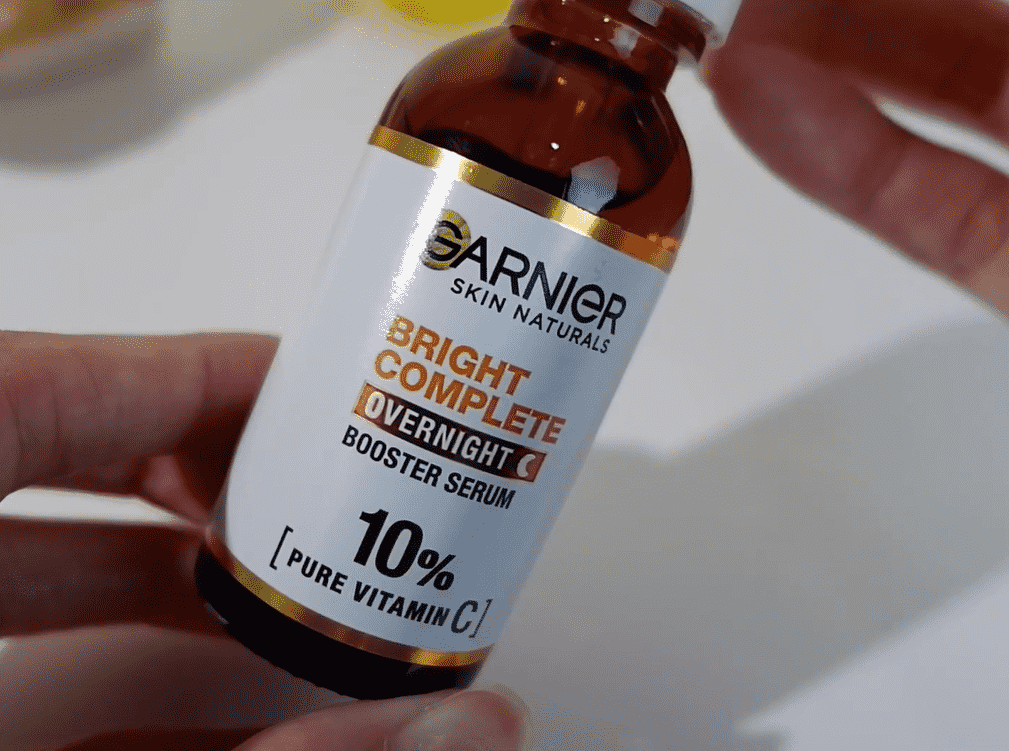 Garnier Bright Complete Overnight Booster Serum d